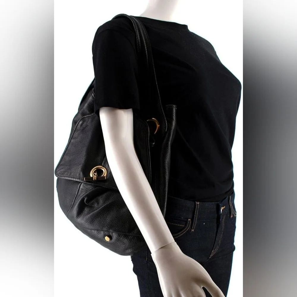 Yves Saint Laurent Vintage Capri Grain Leather Hobo Bag Black